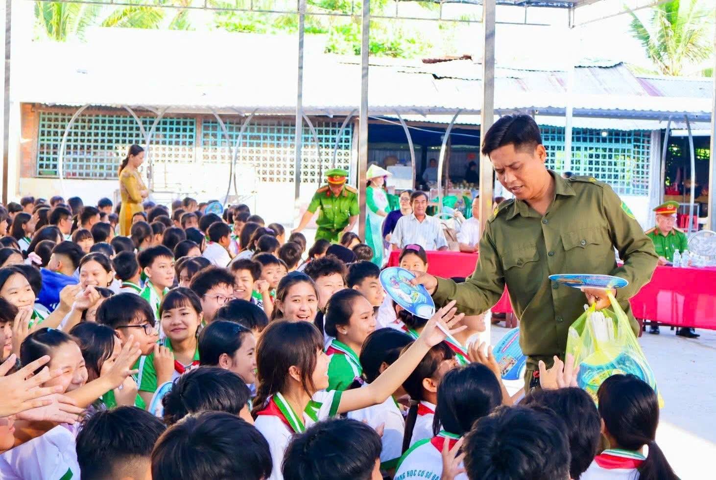 anh tin bai
